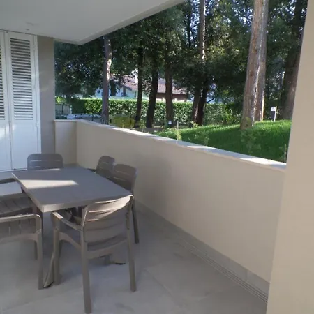 Flat For Five Guests In A Modern
