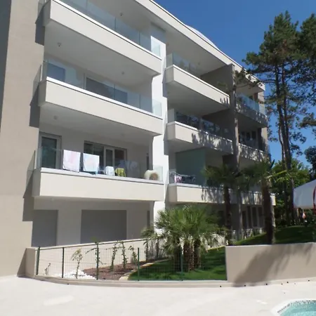 Apartment Flat For Five Guests In A Modern Bibione